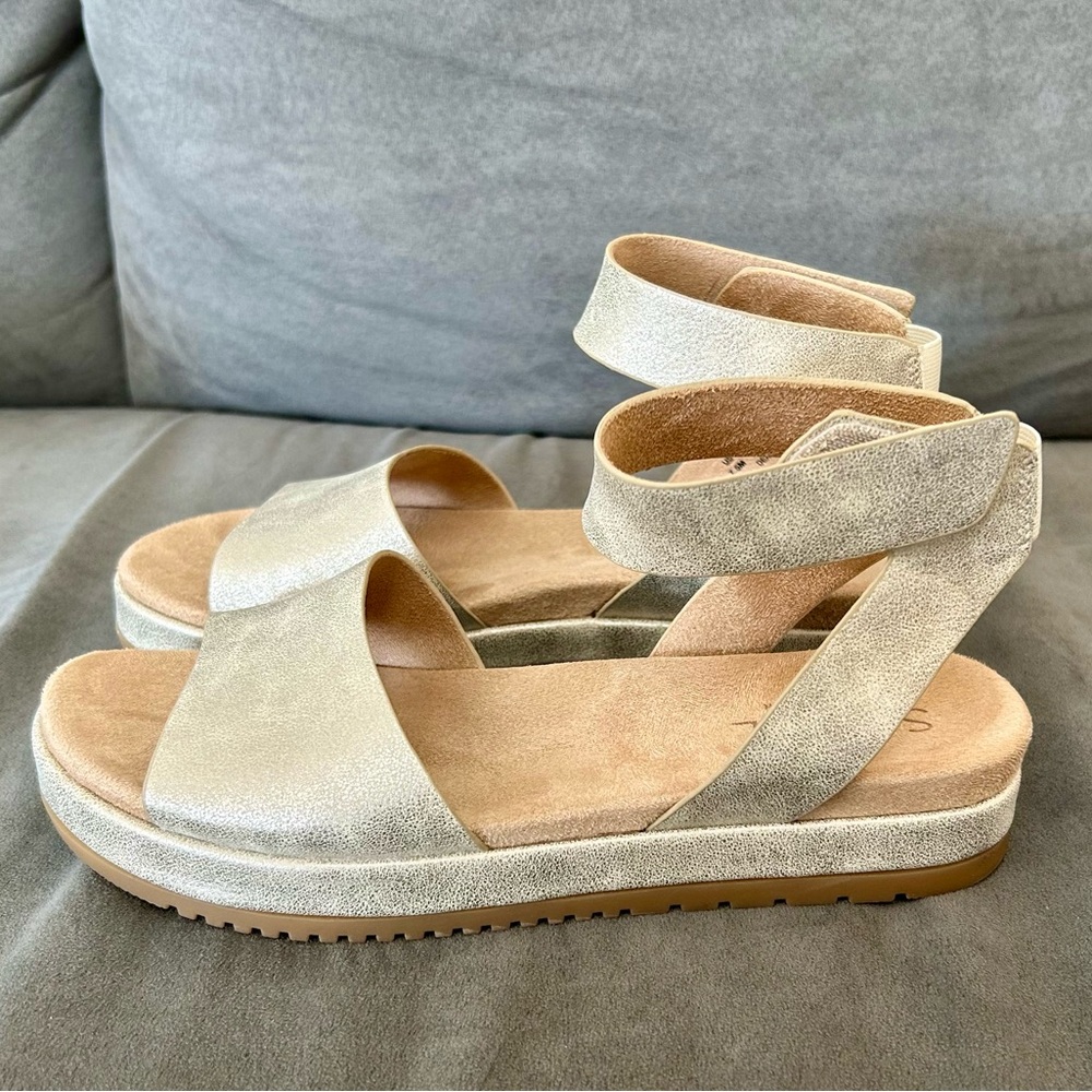 Soul Naturalizer Deara Sandal, size 7.5